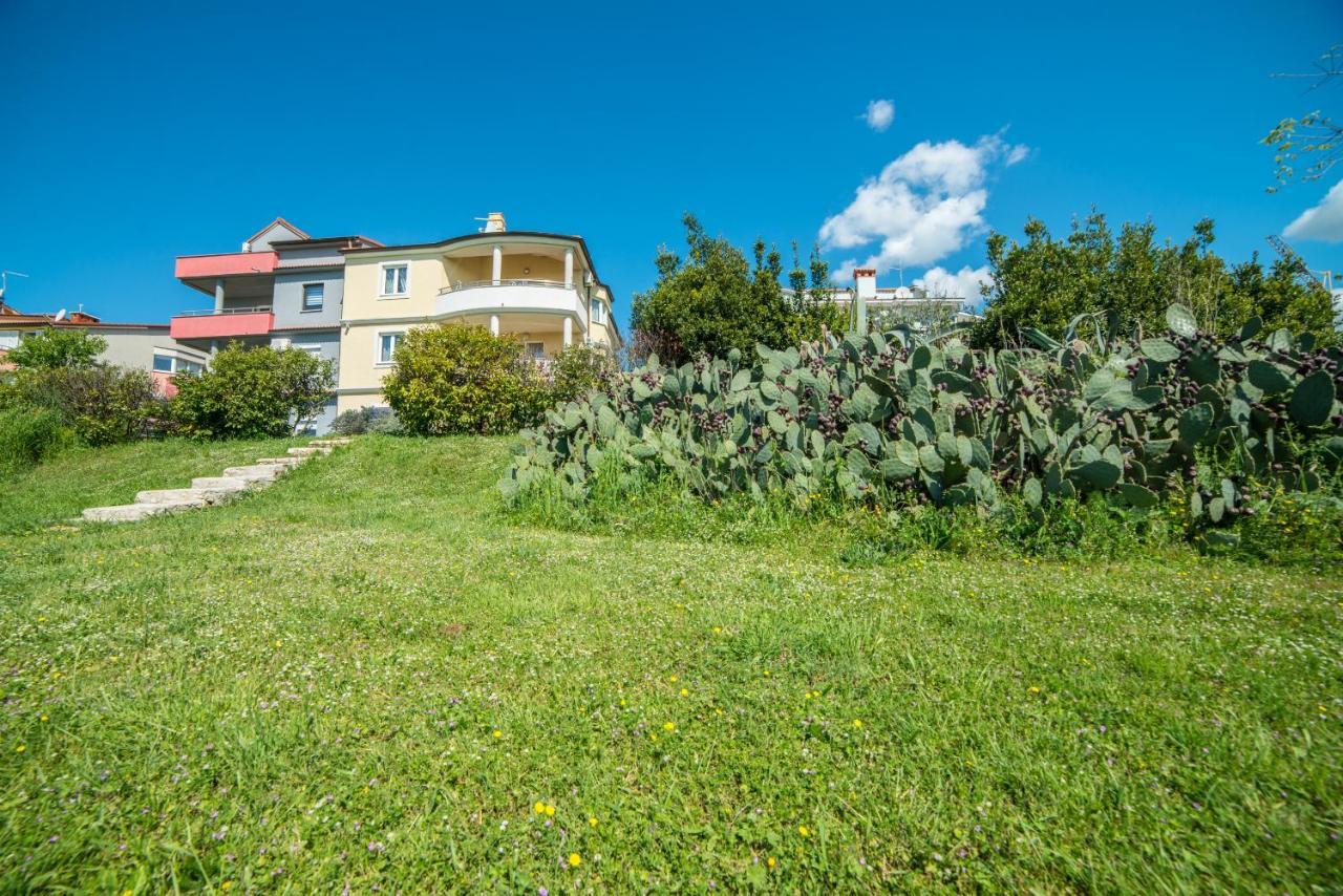 Villa Lucija PUY Eksteriør bilde